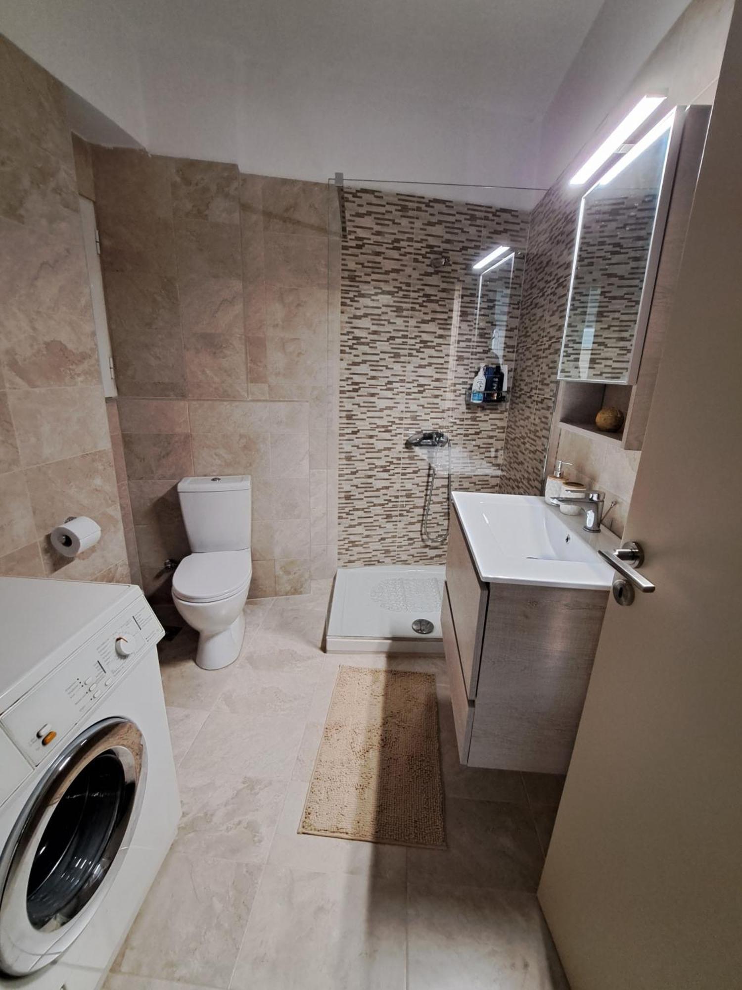 Two Bedroom Apartment In The Center Of Ioannina Bagian luar foto